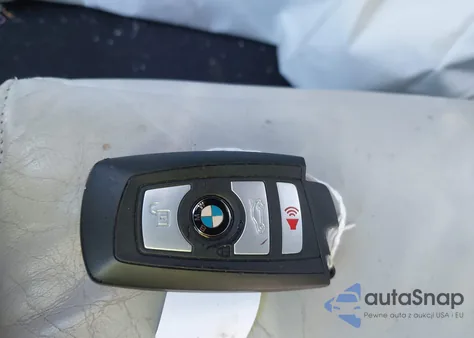 2013 BMW M5 from USA, damaged, VIN WBSFV9C5XDC772509